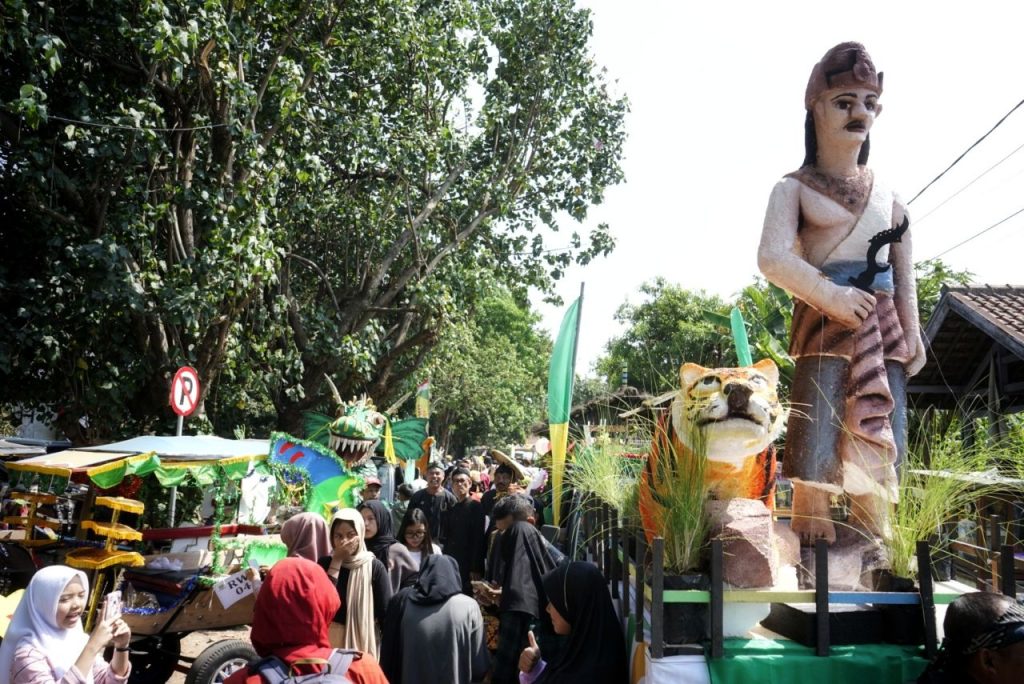 Festival Pesona Andir Karnaval Budaya Ramaikan HUT Ke 213 Kota Bandung