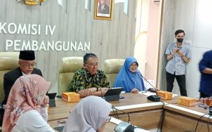 Masalah Sampah di Jabar Tak Kunjung Beres, Fraksi PKS Jabar: Bandung Bau!