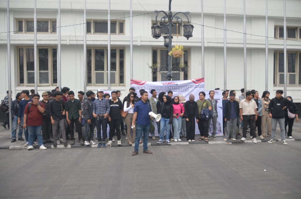 Milenial Bergerak Bandung Kompak Dukung Gibran Jadi Cawapres