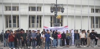 Milenial Bergerak Bandung mendeklarasikan dukungan untuk Gibran Rakabuming Raka.