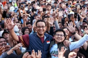 Anies Baswedan dan Muhaimin Iskandar di tengah lautan massa pendukungnya