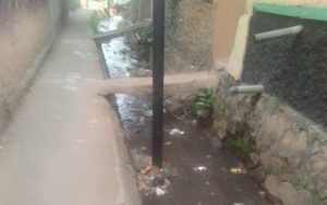 Gara-gara Ini, Warga di Sayang Cianjur Keluhkan Pemasangan Tiang Utilitas