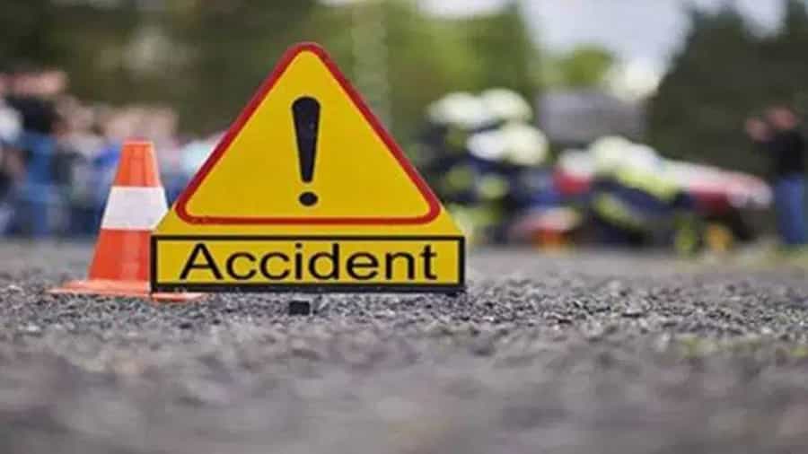Kecelakaan Lalu Lintas di Depok Libatkan Ambulance dan Lima Sepeda Motor