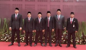 Ketua dan Komisioner KPU Purwakarta usai dilantik