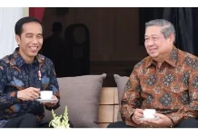Presiden Jokowi saat bertemu SBY