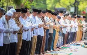Seluruh ASN Kota Bandung Gelar Sholat Istisqa Berjamaah