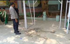 SMP Ibnu Sina di Purwakarta Diteror dan Dilempar Bom Molotov