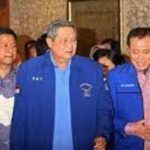 Amir Syamsuddin dan sejumlah petinggi Partai Demokrat saat mendampingi SBY.