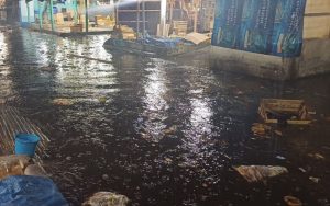 Aktivis Lingkungan Desak Pemkot Bandung Benahi Masalah Sampah dan Drainase di Pasar Gedebage
