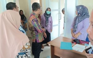 Jelang Hari Ibu dan HUT Korpri, DPPKB Purwakarta Lakukan Pelayanan KB Bergerak