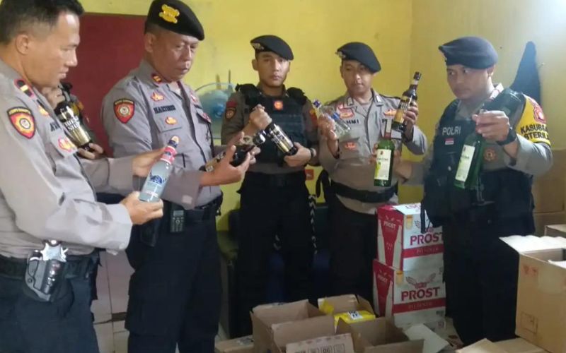 Gudang Miras di Tasikmalaya
