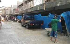Hebel Proyek Pasar Jambu Dua Bogor Ambruk Diterjan Hujan dan Angin Kencang