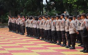 Polres Purwakarta Kerahkan Ratusan Personel Untuk Aksi Konvoi dan Unras FSPMI