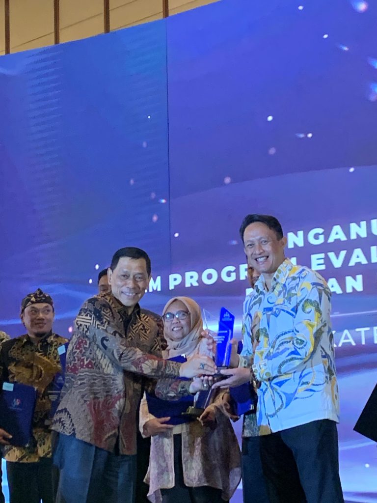 Pemkot Bandung Raih Penghargaan Anindhita Wistara Data 2023 dari BPS