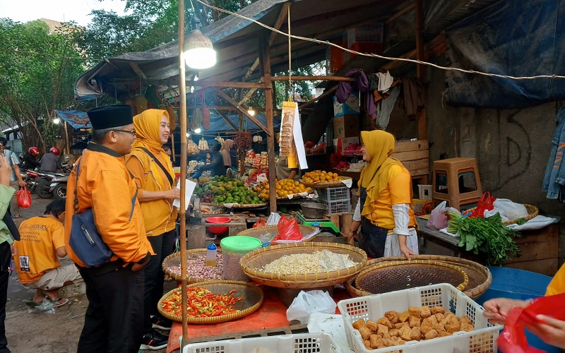 Pedagang di Pasar Cicadas Keluhkan Tingginya Harga Kebutuhan Pokok, Irawati Beberkan Hal Ini