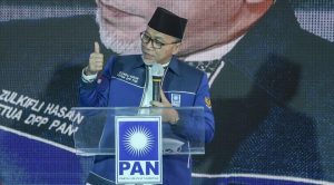 Cek Fakta! Zulhas Dicopot sebagai Ketua Umum PAN karena Melecehkan Shalat