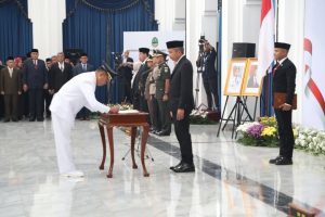 Pelantikan Pj Bupati Bogor di Gedung Sate Kota Bandung