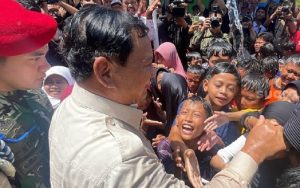 Prabowo Subianto Minta Warga di Kubingan Hemat Air dan Jangan Sia-siakan