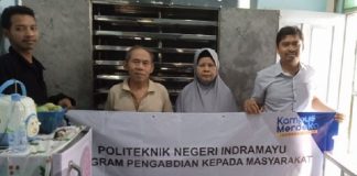 PKM Politeknik Negeri Indramayu Buat Mesin Oven untuk Pengusaha Rengginang UMKM Kertasemaya. (Foto: Istimewa).
