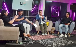 Ridwan Kamil Full Senyum! Gibran Akui Bandung Jadi Role Model Ekraf Solo