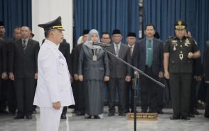 Sekretaris DPRD Jabar Dilantik Jadi Pj Bupati Garut