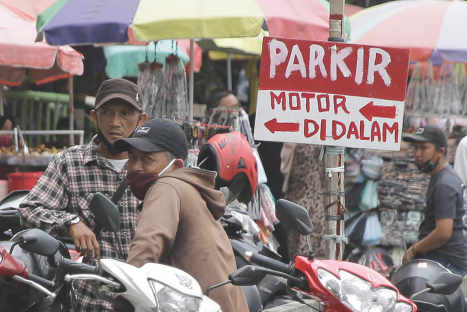 Ilustrasi parkir liar. (foto: istimewa)