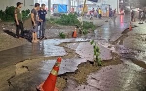 Jalan Penghubung Dua Desa di Bekasi Amblas, Ini Penyebabnya