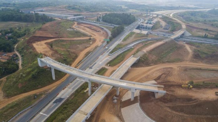 Pembangunan jalan tol Jakarta-Cikampek Selatan