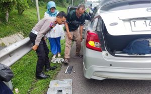Keren, Ini Aksi Sigap Personel Satlantas Polres Purwakarta dalam Pengamanan Libur Nataru