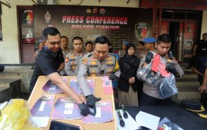 Berawal dari BDSM, Ini Kronologi Pembunuhan Pria Terbungkus Kain di Cianjur
