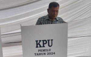 Ashari Tambunan Mantan Bupati Deli Serdang Berpeluang Lolos ke Senayan