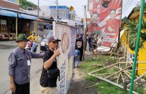 Memasuki Hari Pertama Masa Tenang, Panwascam Pagaden Tertibkan APK Pemilu 2024
