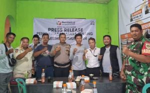 Panwascam Pagaden Gelar Pres Rilis Sampaikan Progres Pengawasan Masa Tenang Pemilu 2024