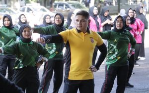 Wujudkan Pemilu Damai, Aparat dan Elemen Masyarakat di Purwakarta Olahraga Bersama