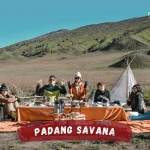 Tempat wisata Padang Savana dan Bukit Teletubbies, Bromo Tengger Semeru National Park, Jawa Timur (Foto: Nahwatour.com)