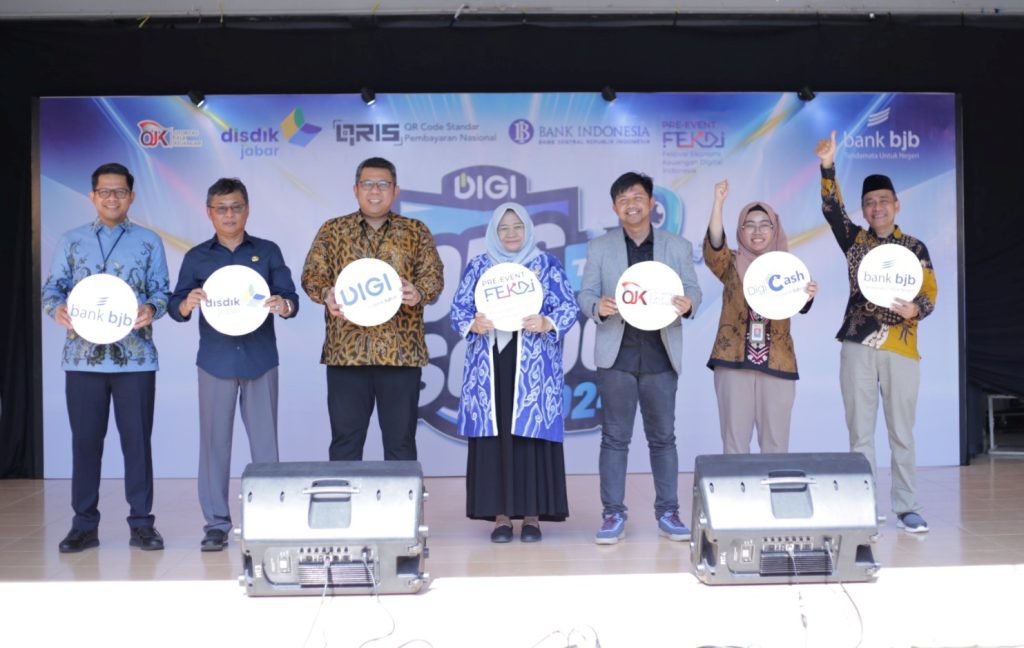 Hadir di SMK N 1 Cirebon, bank bjb Dorong Cashless Society Pelajar dengan DIGI Goes to School