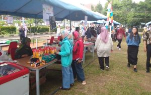 Bazar Sentra Wyata Guna Bandung, Keberkahan Ramadhan Menuju Kemandirian Penerima Manfaat