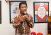 CEO PT Arkadia Digital Media Tbk sekaligus Pemimpin Redaksi Suara.com, Suwarjono, saat memberikan pengantar dalam sesi acara launching Local Media Community yang diadakan dalam Perayaan HUT ke-10 Suara.com di Jakarta, Rabu, 13 Maret 2024. (Foto: Suara.com/Alfian Winanto)