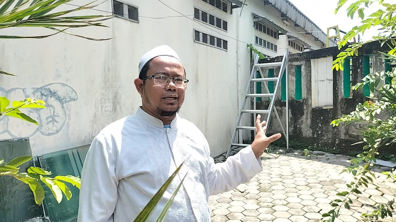 Pengasuh Pondok Pesantren Khoirur Rooziqiin, M Ali Murtadho