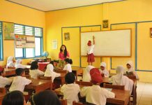 Proses belajar mengajar siswa sekolah dasar