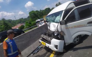 Ini Penyebab Tabrakan Beruntun di Tol Cipularang, Ternyata…