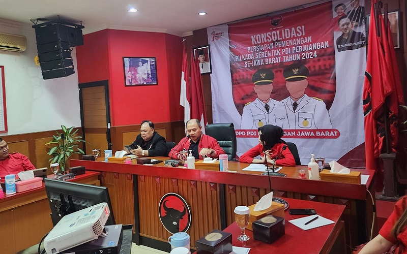 Konsolidasi Pemenangan Pilkada 2024, PDI Perjuangan Jabar Kumpulkan 13 DPC