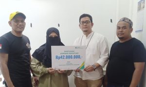 Ahli Waris Pedagang Pasar Patrol Kabupaten Bandung Terima Santunan BPJS Ketenagakerjaan