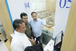 Sekda Jabar Apresiasi Outlet Samsat Digital Bapenda di Leuwipanjang