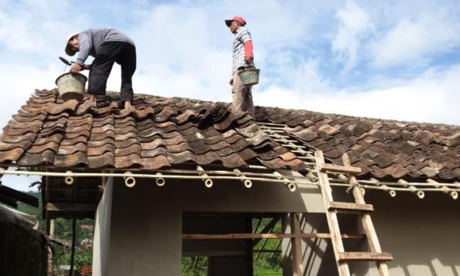 Program bantuan rumah tidak layak huni atau rutilahu