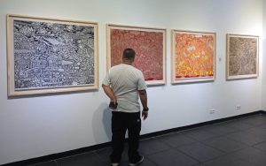 Karya Lino Cut Kadek Septa Adi Mengkritik Perang di Hybridium