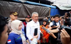 Bambang Tirtoyuliono Segera Perbaiki Rumah Rusak Akibat Jebolnya Pipa PDAM Tirtawening
