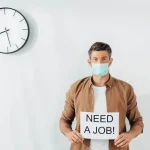 Ilustrasi pencari kerja yang sudah tidak berusia muda (Foto: Freepik)