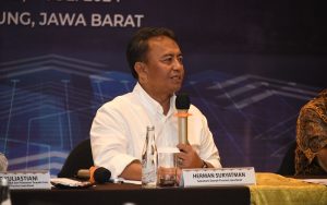 Herman Suryatman: Investasi Harus Berdampak pada Penurunan Angka Pengangguran dan Kemiskinan