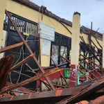Atap bangunan sekolah ambruk